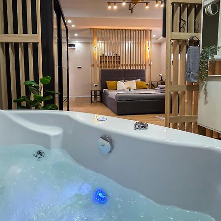 Vanimi Lux Apartmani Kikinda Екстериор снимка