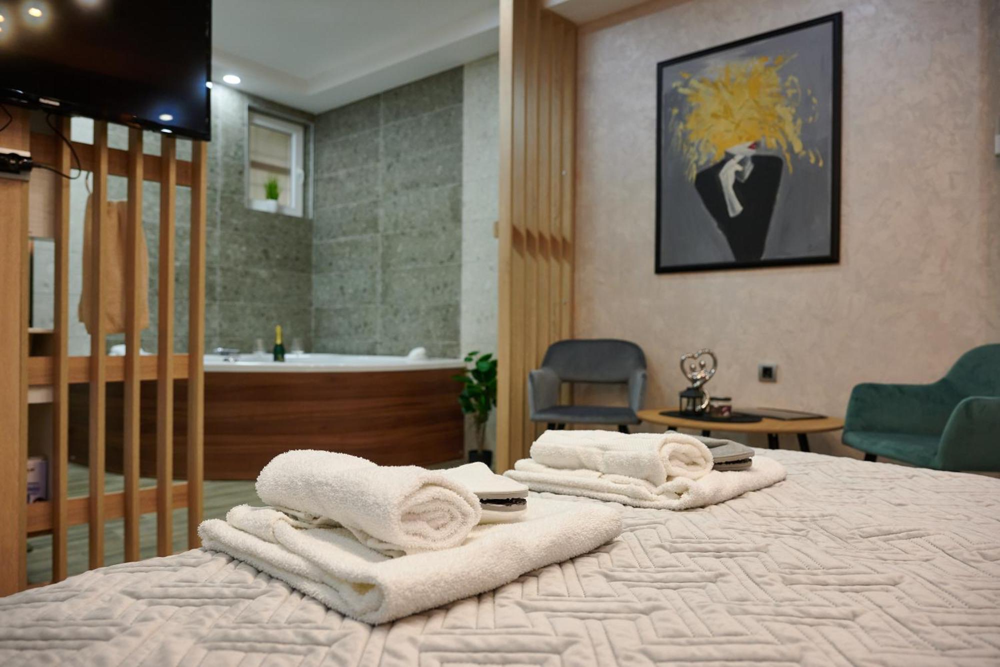 Vanimi Lux Apartmani Kikinda Екстериор снимка