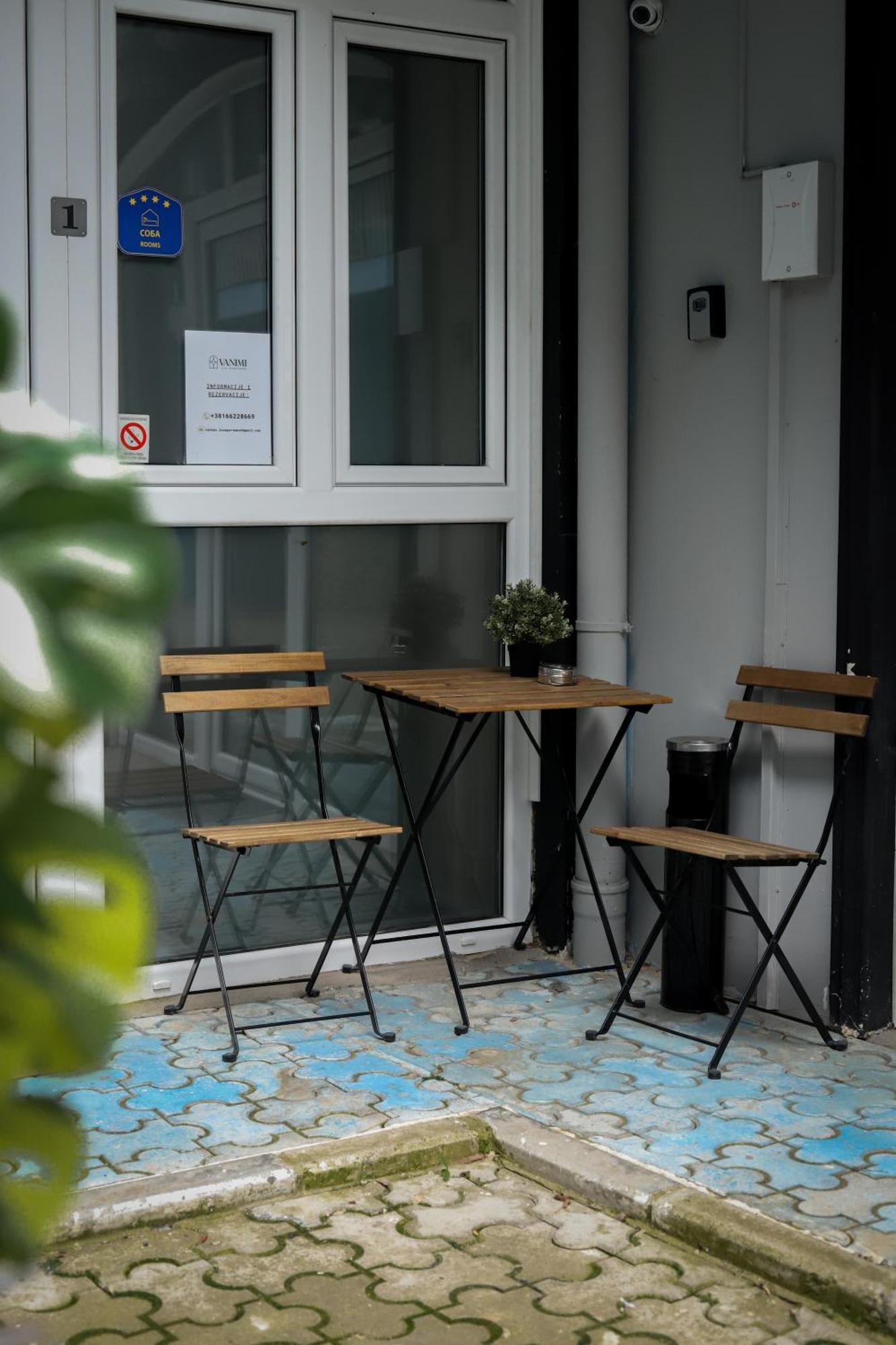 Vanimi Lux Apartmani Kikinda Екстериор снимка