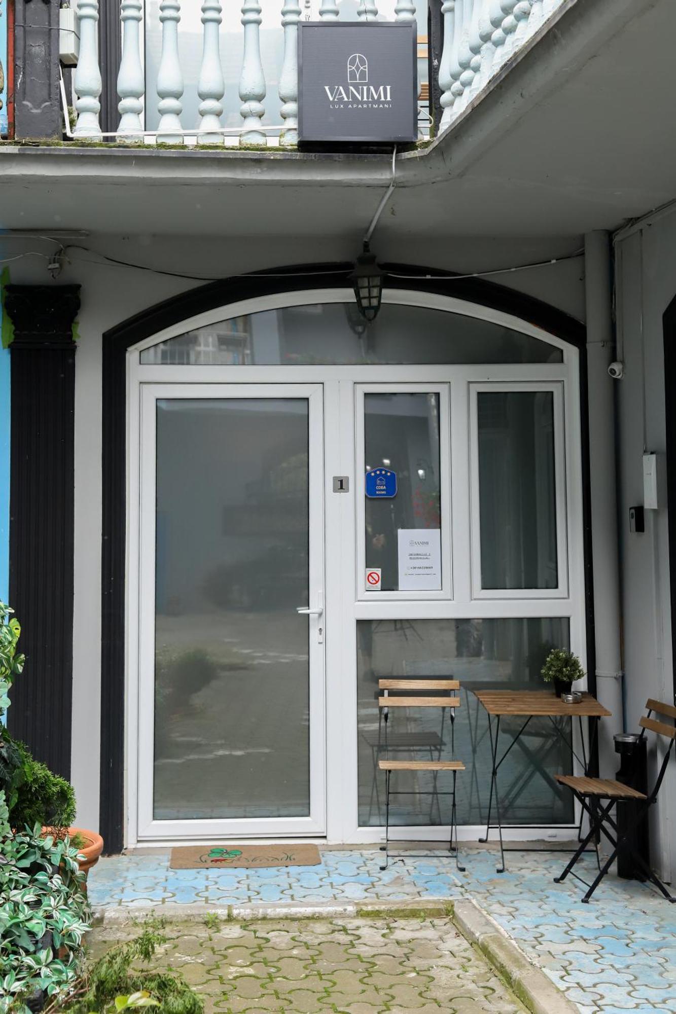 Vanimi Lux Apartmani Kikinda Екстериор снимка